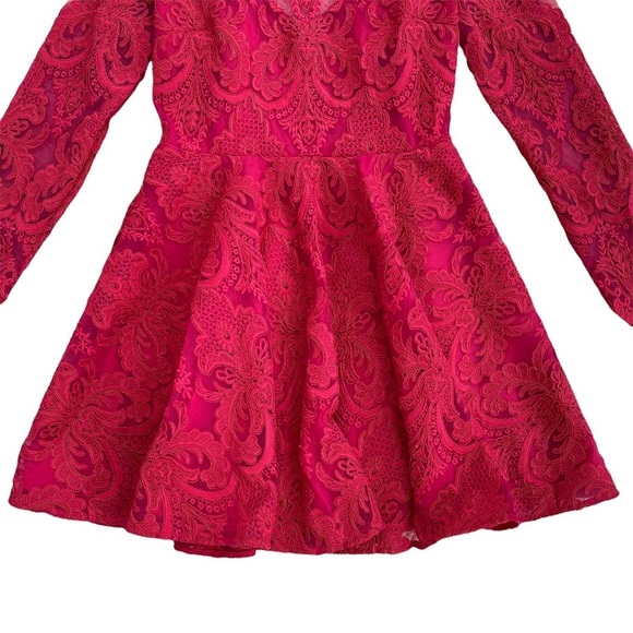 Saylor Red Raspberry Rita Lace dress - Picture 4 of 15